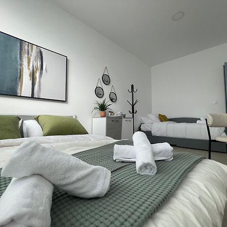 Aiolos Chania Center Luxury Apartment Near The Garden Экстерьер фото